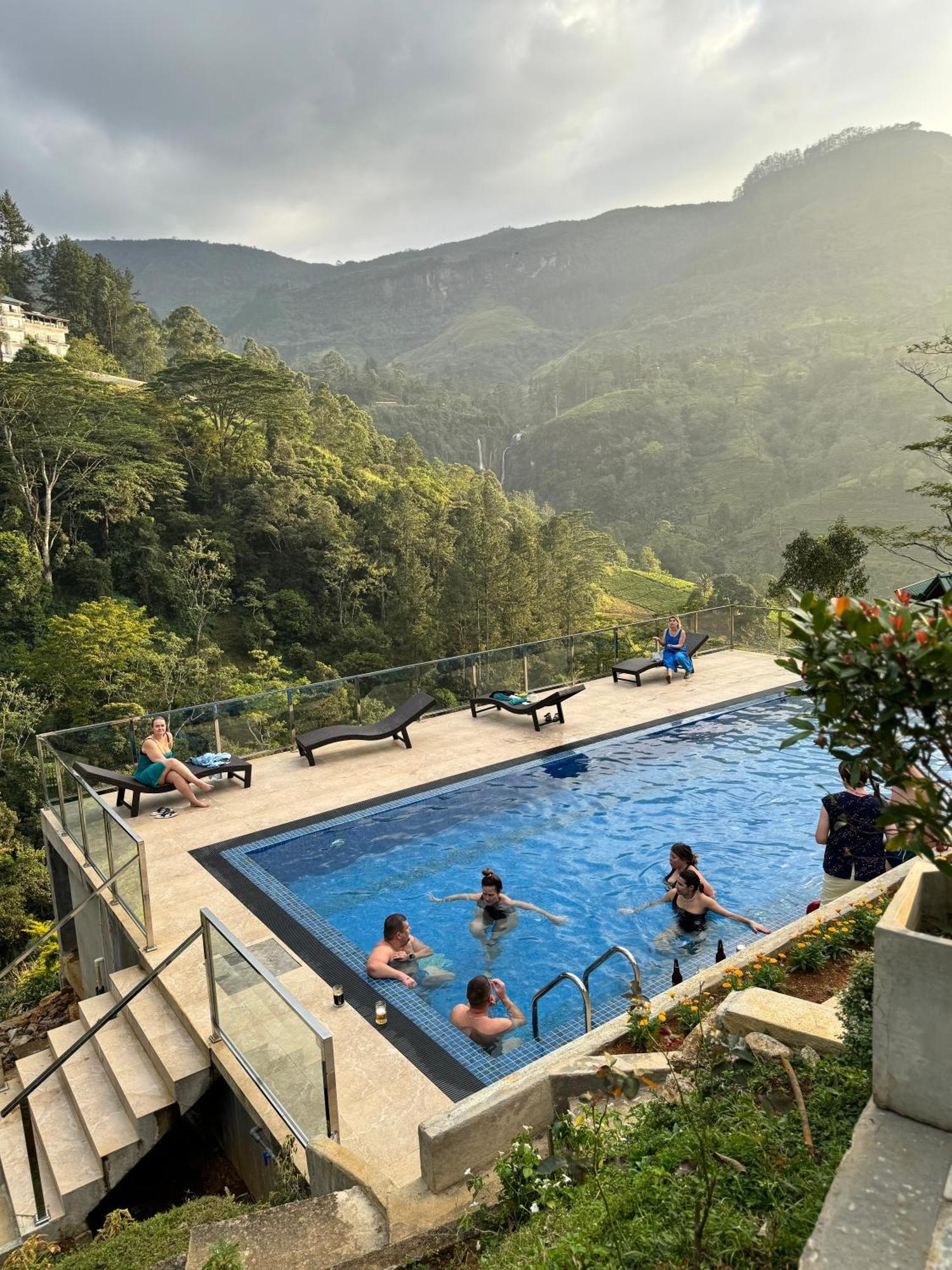 Ramboda Falls Plc 外观 照片
